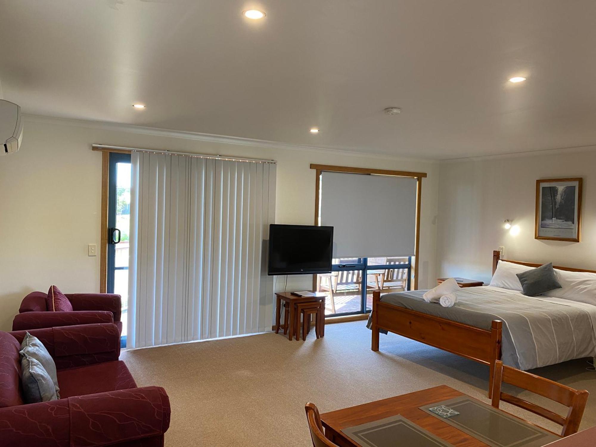 Marsden Court Apartments Now Incorporating Marsden Court And Sharonlee Strahan Villas Exterior photo