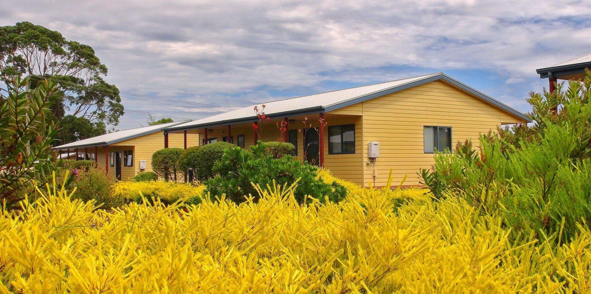 Marsden Court Apartments Now Incorporating Marsden Court And Sharonlee Strahan Villas Exterior photo