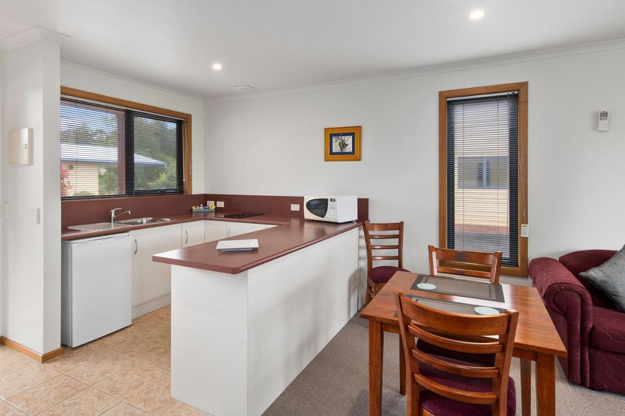 Marsden Court Apartments Now Incorporating Marsden Court And Sharonlee Strahan Villas Exterior photo